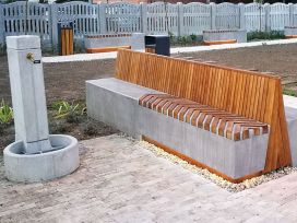 karcag-vasutallomas-referencia-4-primepito-kft.jpg - Pakasz Tanya Kemping - Agárd